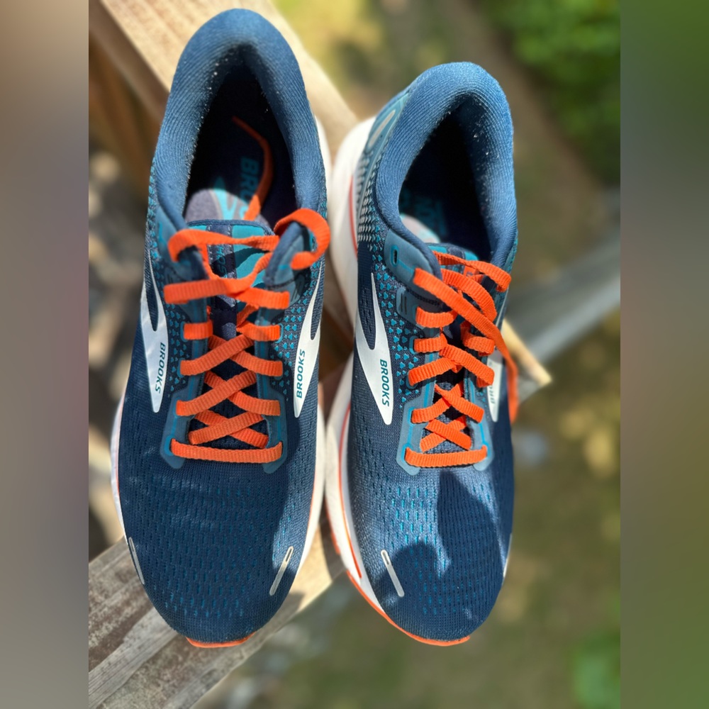 ‼️ men’s brooks‼️ - Picture 2 of 3